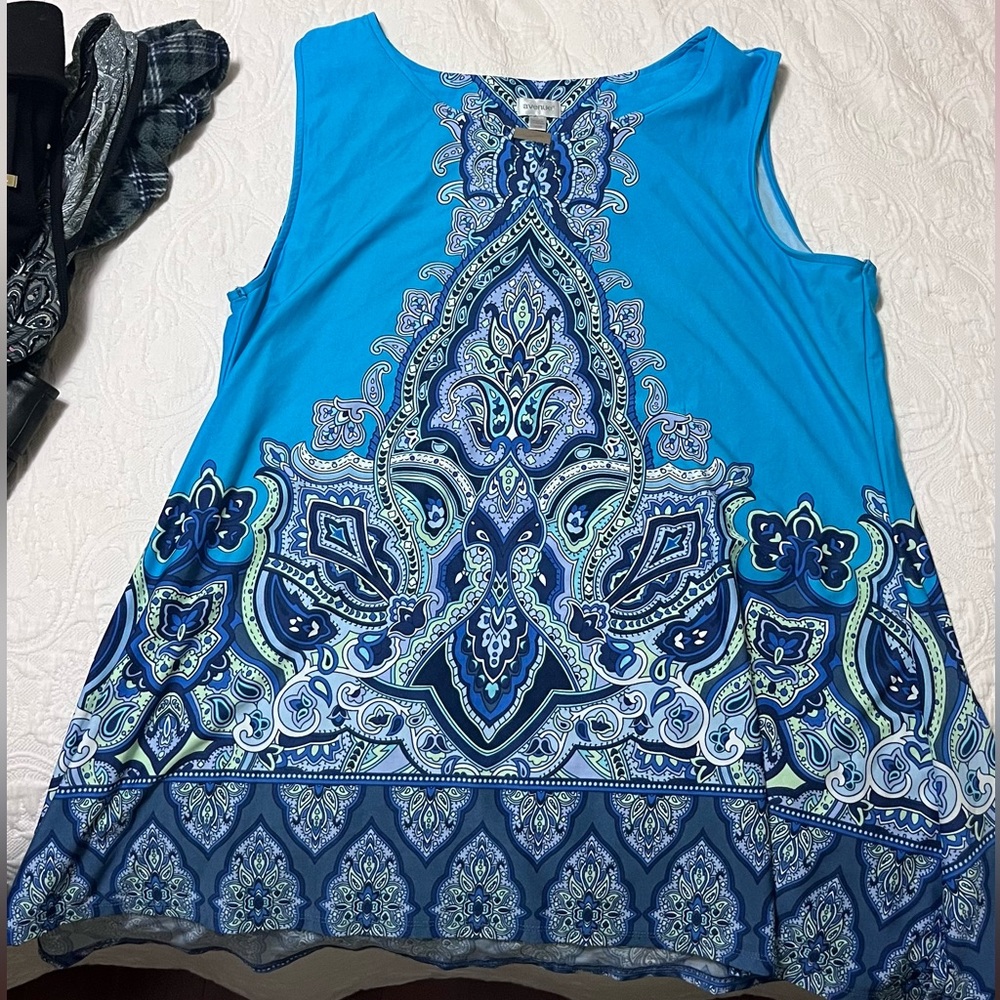 Women’s Blouse